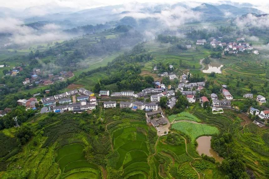 灣橋村(四川省達州市宣漢縣君塘鎮下轄村) 灣橋村(四川省達州市宣漢縣君塘鎮下轄村)