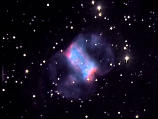 行星狀星雲M76