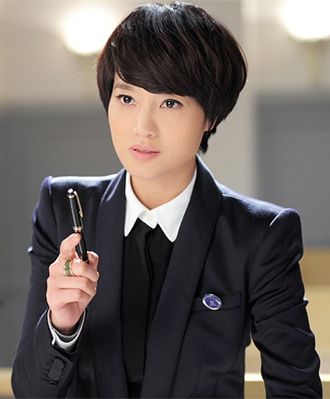 朱言(電視劇《金牌律師》中角色) 朱言(電視劇《金牌律師》中角色)