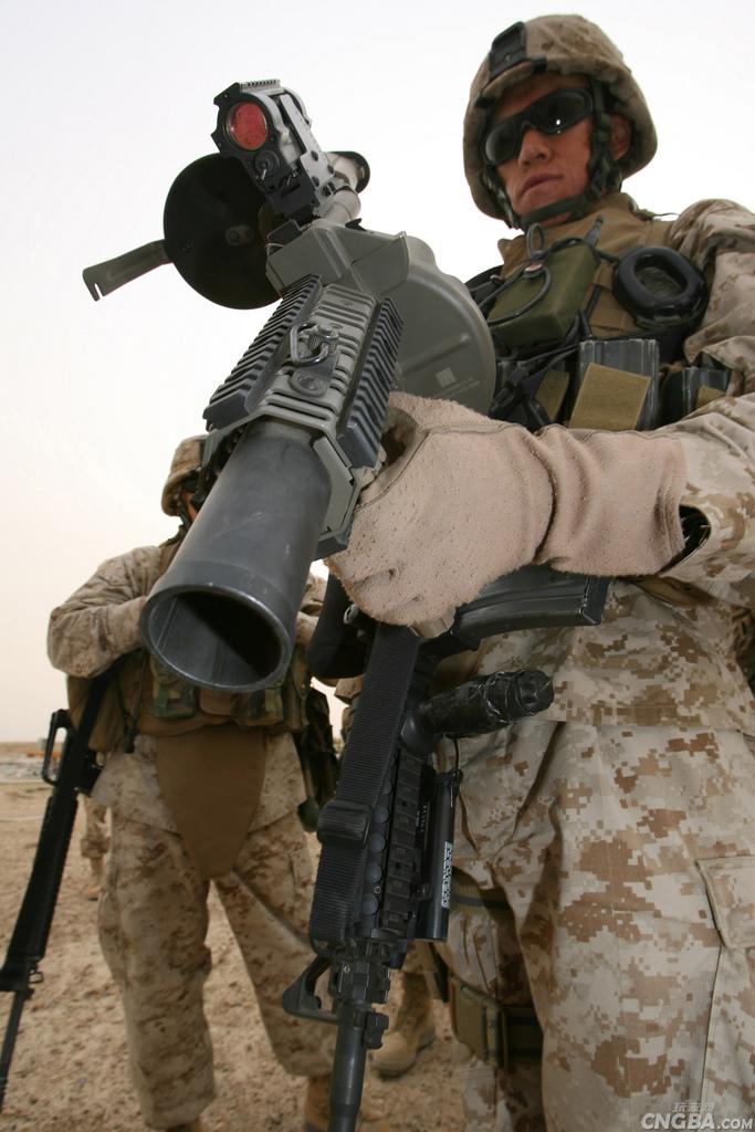 美國M-32式轉輪榴彈發射器