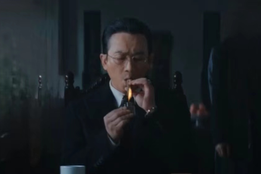 朱啟文(傳奇年代劇《前夜》中的角色) 朱啟文(傳奇年代劇《前夜》中的角色)