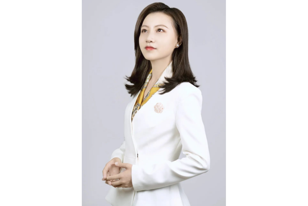 朱輝(綿竹市融媒體中心播音員、主持人) 朱輝(綿竹市融媒體中心播音員、主持人)