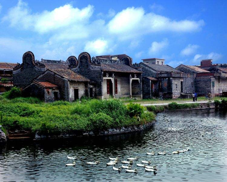 華嶺村(廣東省普寧市大南山鎮華嶺村) 華嶺村(廣東省普寧市大南山鎮華嶺村)
