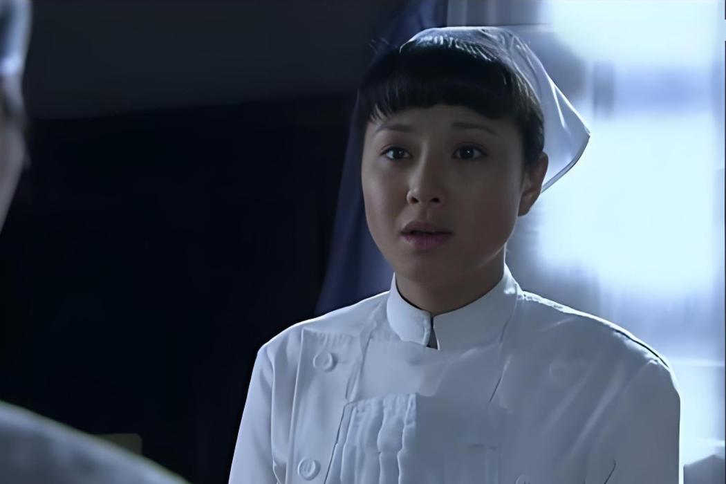 杜海棠(《血色玫瑰2之女子別動隊》中由李雅希飾演的抗日女戰士角色) 杜海棠(《血色玫瑰2之女子別動隊》中由李雅希飾演的抗日女戰士角色)