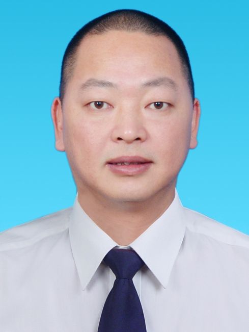 陳曉亮(浙江省溫州市龍灣區政務服務中心黨組成員、副主任) 陳曉亮(浙江省溫州市龍灣區政務服務中心黨組成員、副主任)
