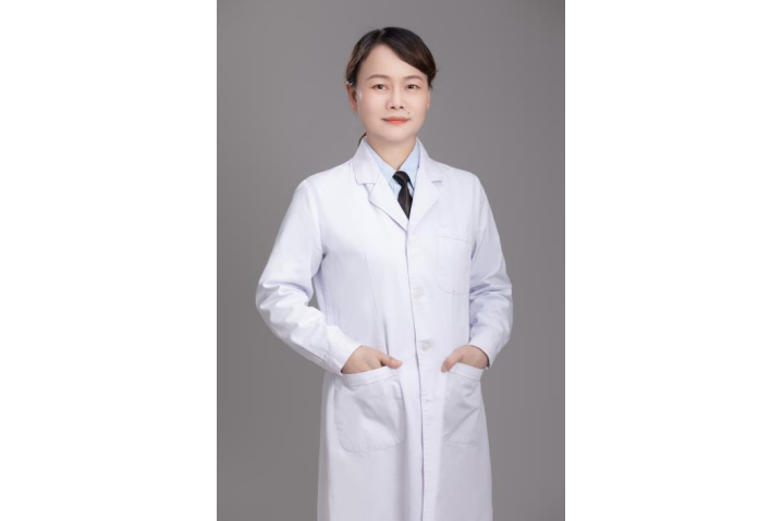 洪玲(湖北普瑞眼科醫院醫生) 洪玲(湖北普瑞眼科醫院醫生)