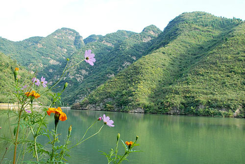 豫西峽谷風景