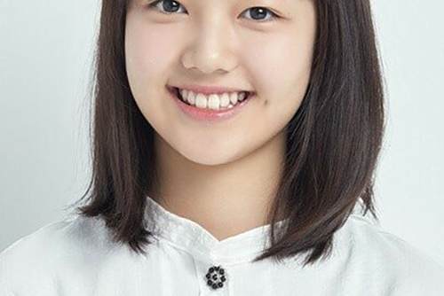 李彩尹 李彩尹