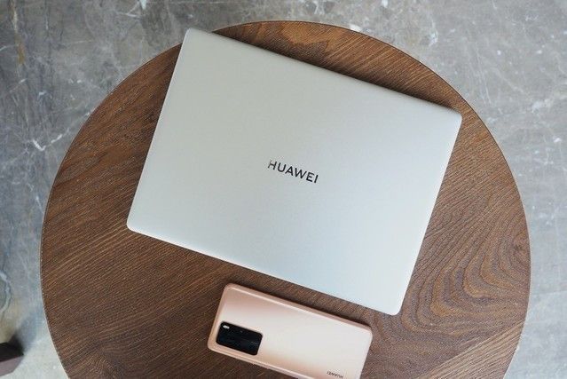 華為MateBook 16 銳龍版 華為MateBook 16 銳龍版