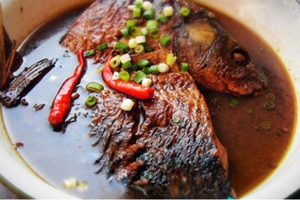 辣味燒鯉魚