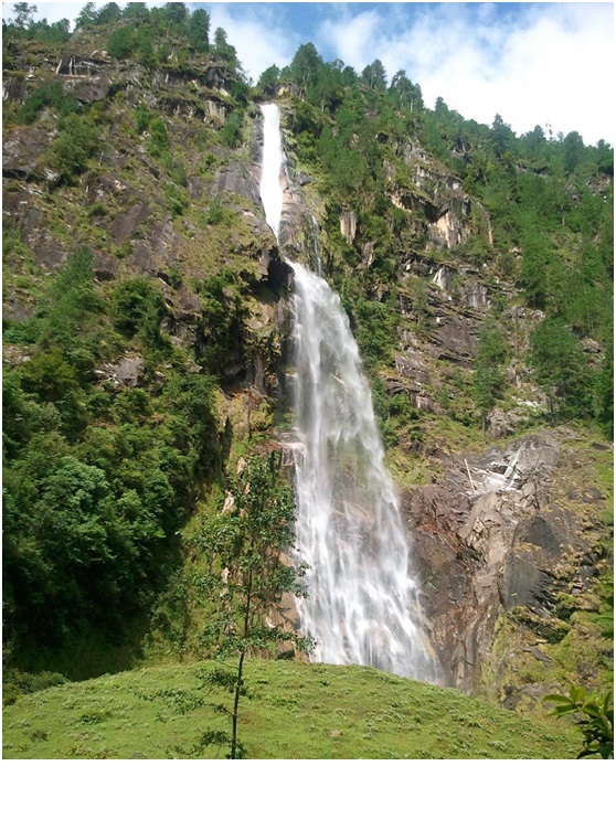 2013年時畢達村瀑布