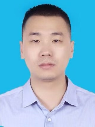呂青(新疆醫科大學第五附屬醫院骨科中心副主任醫師) 呂青(新疆醫科大學第五附屬醫院骨科中心副主任醫師)