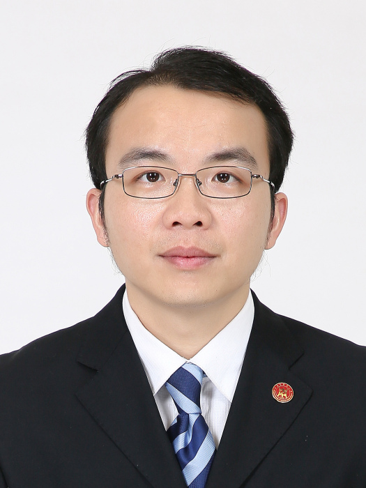 尹磊淼 尹磊淼
