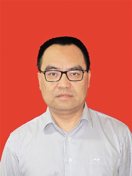 廖勁松(四川內江一中副校長) 廖勁松(四川內江一中副校長)