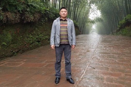 張淘(燕潮酩酒廠總經理) 張淘(燕潮酩酒廠總經理)