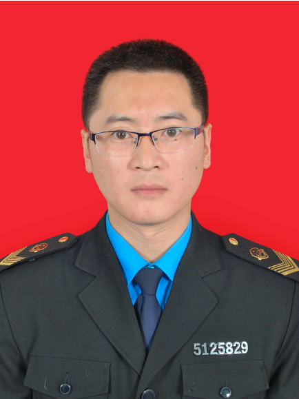 韓穎(四川省射洪市市場監督管理局黨組成員、安全總監) 韓穎(四川省射洪市市場監督管理局黨組成員、安全總監)