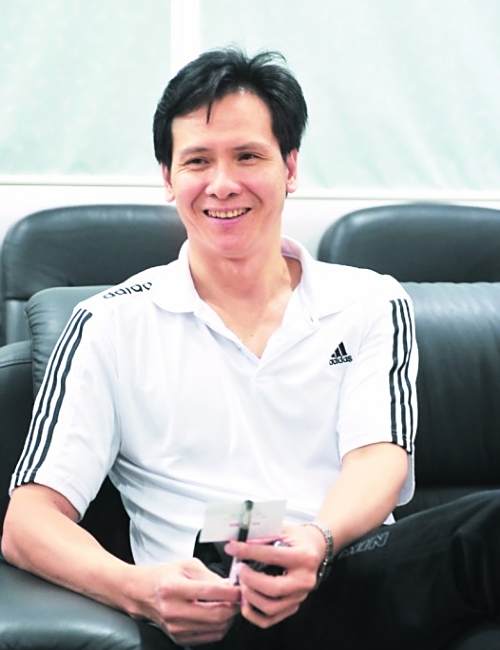 馮強標(中國男子游泳運動員,亞運會冠軍) 馮強標(中國男子游泳運動員,亞運會冠軍)