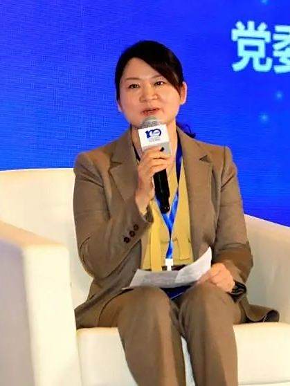 彭程(南京鋼鐵股份有限公司黨委工作部副部長)