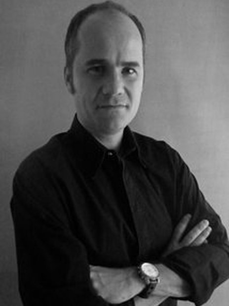 Róbert Gulya Róbert Gulya