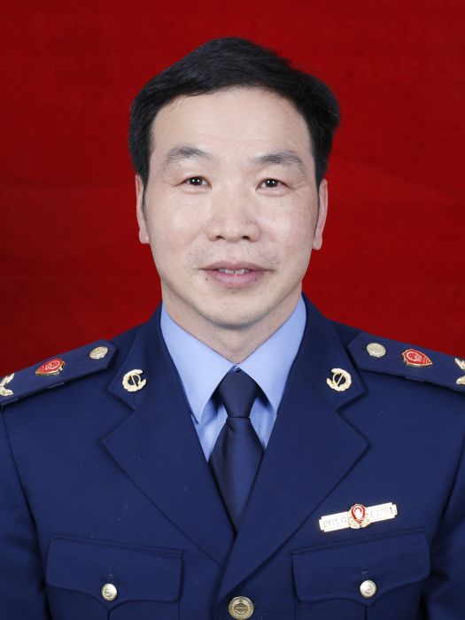 周雄軍(浙江省永康市市場監督管理局黨委書記、局長,市場監管綜合行政執法隊隊長,市食品藥品安全委員會辦公室主任) 周雄軍(浙江省永康市市場監督管理局黨委書記、局長,市場監管綜合行政執法隊隊長,市食品藥品安全委員會辦公室主任)