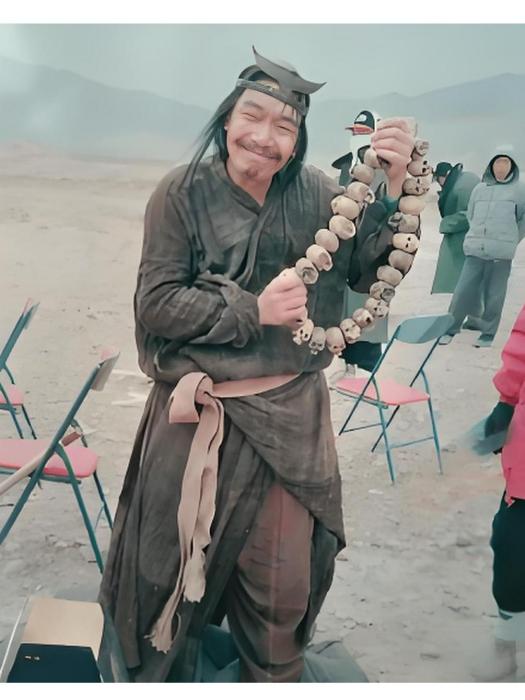 瞎子(喜劇電影《大話西遊之大聖娶親》中的角色) 瞎子(喜劇電影《大話西遊之大聖娶親》中的角色)