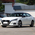 日產天籟(天籟(日產汽車車型)) 日產天籟(天籟(日產汽車車型))