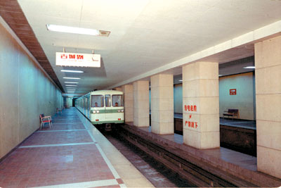 DK2在古城路（現古城）站