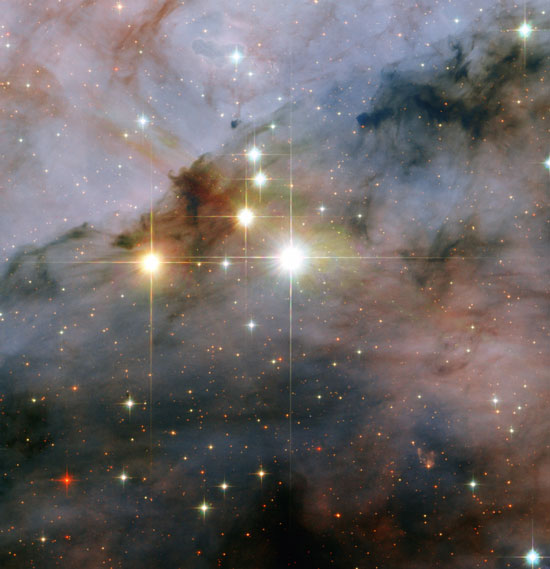 哈勃觀測到兩顆燃燒劇烈的超級恆星