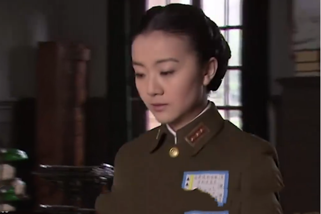 吳雙(諜戰劇《兵臨城下》中的角色) 吳雙(諜戰劇《兵臨城下》中的角色)
