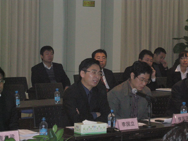 鄭州經濟技術開發區管委會副主任李國立講話