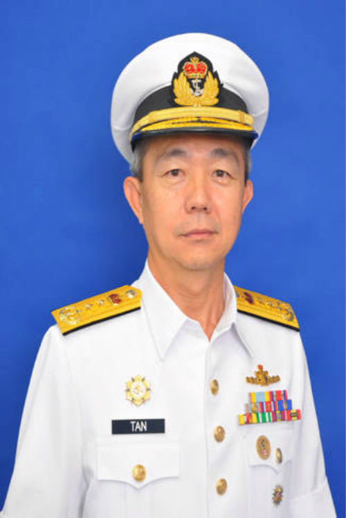 陳永成(馬來西亞海軍史上首位華裔少將陳永成)