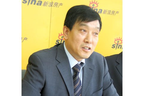 閆培金 閆培金