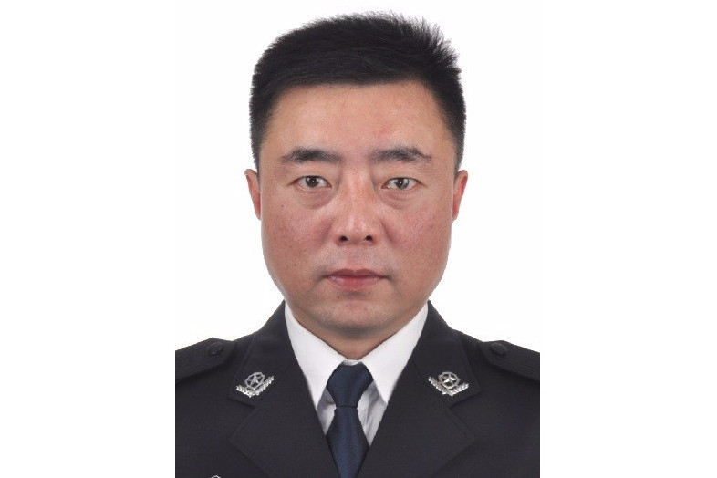 高軍(湖南省株洲市公安局黨委副書記、常務副局長) 高軍(湖南省株洲市公安局黨委副書記、常務副局長)