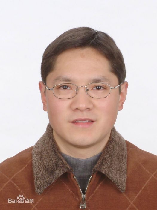 肖洪(重慶大學法學院副教授) 肖洪(重慶大學法學院副教授)