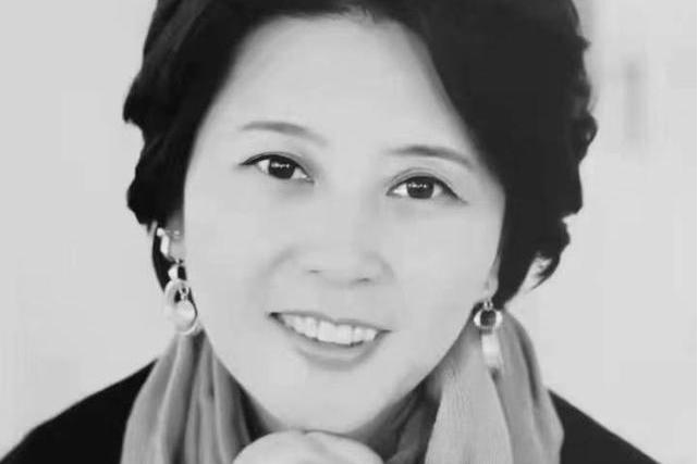崔健(杭州電視台原資深主持人、播音員) 崔健(杭州電視台原資深主持人、播音員)