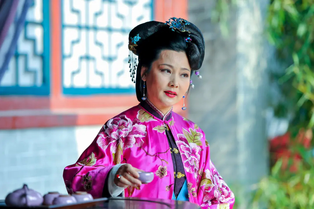 梅姑(古裝武俠劇《少林問道》中的角色) 梅姑(古裝武俠劇《少林問道》中的角色)