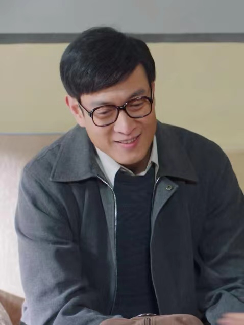 林海寧(家庭情感劇《我最愛的家人》中的角色) 林海寧(家庭情感劇《我最愛的家人》中的角色)