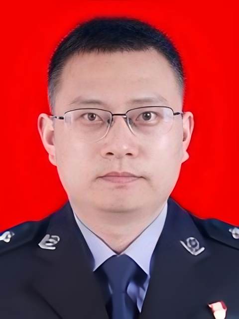 李柏(新疆出入境邊防檢查總站博州邊境管理支隊溫泉邊境管理大隊哈日布呼邊境派出所三級警長) 李柏(新疆出入境邊防檢查總站博州邊境管理支隊溫泉邊境管理大隊哈日布呼邊境派出所三級警長)