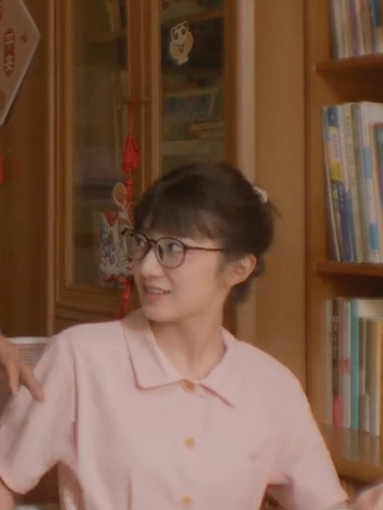 林琪(懸疑刑偵劇《懸鏡》中的角色) 林琪(懸疑刑偵劇《懸鏡》中的角色)