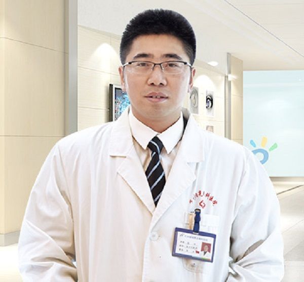 楊德強(重慶萬州愛瑞陽光眼科醫院醫生) 楊德強(重慶萬州愛瑞陽光眼科醫院醫生)