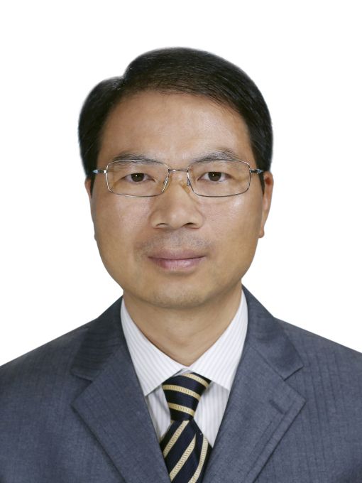 賴永剛(福建省龍巖市委副秘書長、市委辦公室主任,市大督查辦常務副主任) 賴永剛(福建省龍巖市委副秘書長、市委辦公室主任,市大督查辦常務副主任)