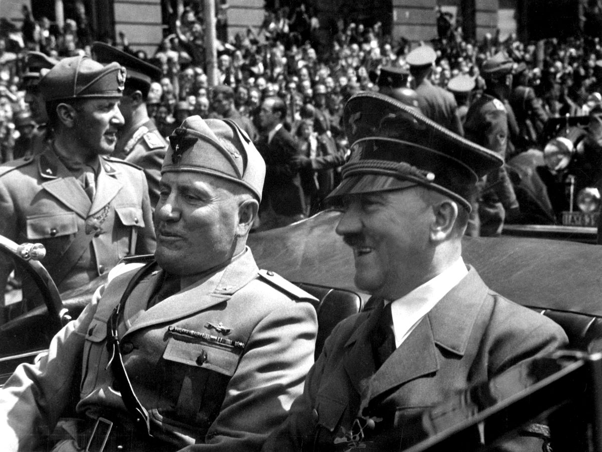 墨索里尼和希特勒