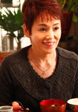 媽媽要出嫁(日本2010年電影宮崎葵主演電影) 媽媽要出嫁(日本2010年電影宮崎葵主演電影)