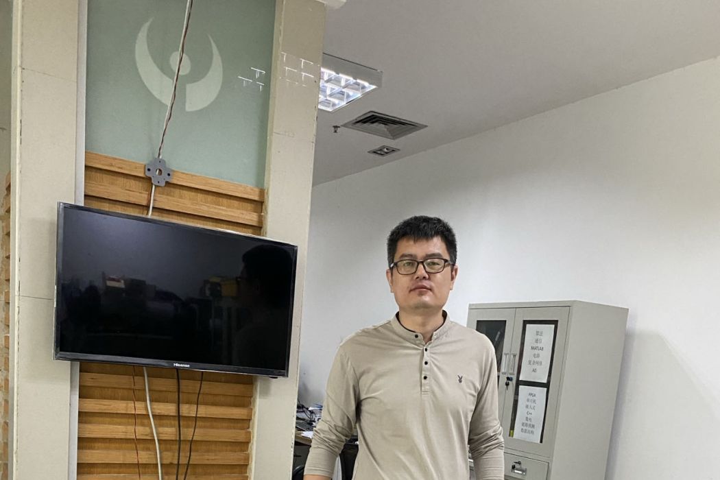 付明磊 付明磊