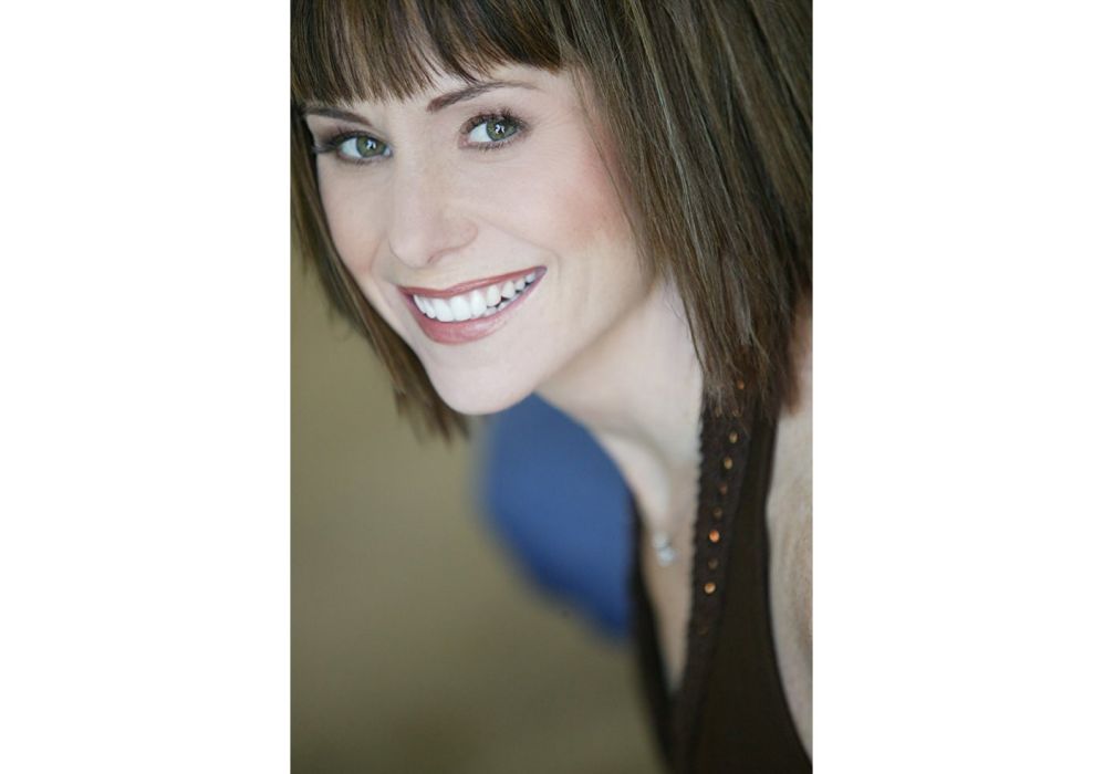 蘇珊·伊甘(Susan Egan) 蘇珊·伊甘(Susan Egan)