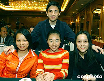 中國第五屆城市運動會熊倪、楊霞(左一)、劉璇、龔智超到香港宣傳