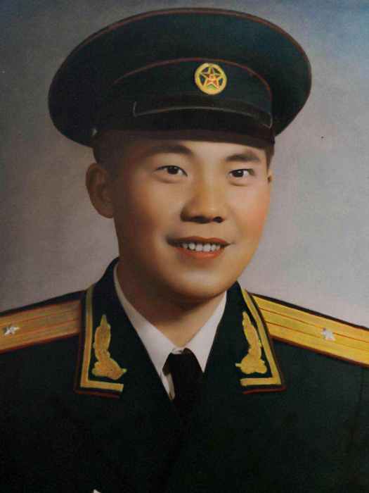 孫濤(前第47集團軍參謀長) 孫濤(前第47集團軍參謀長)
