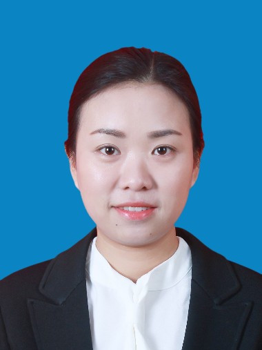 張靜(貴州省赤水市人力資源和社會保障局黨組成員、副局長)