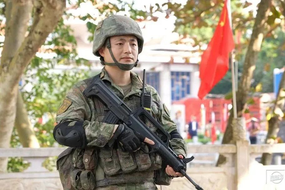 張成(軍事記者) 張成(軍事記者)