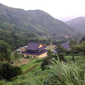 東隱寺